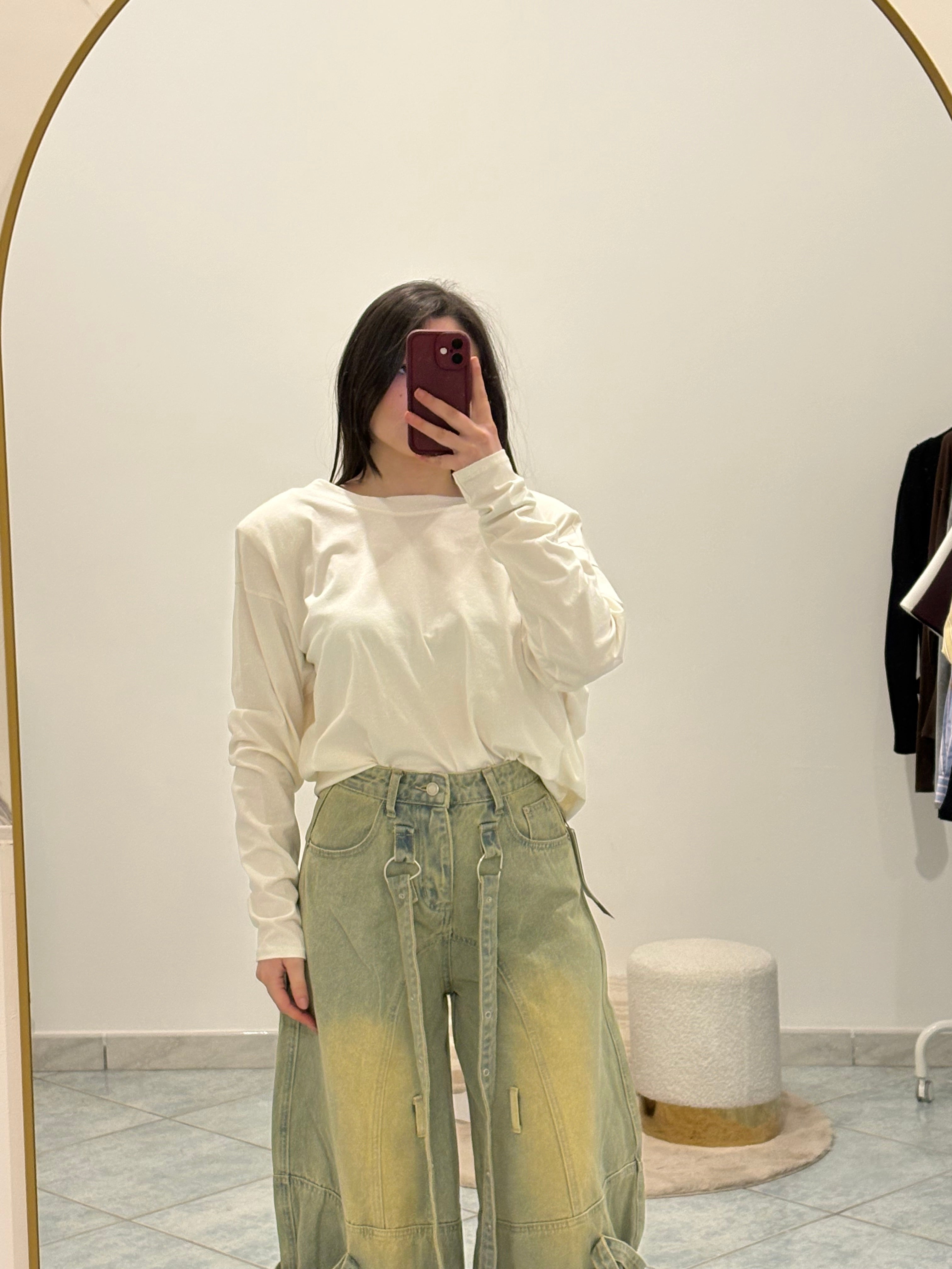 Shirt con scollo dietro